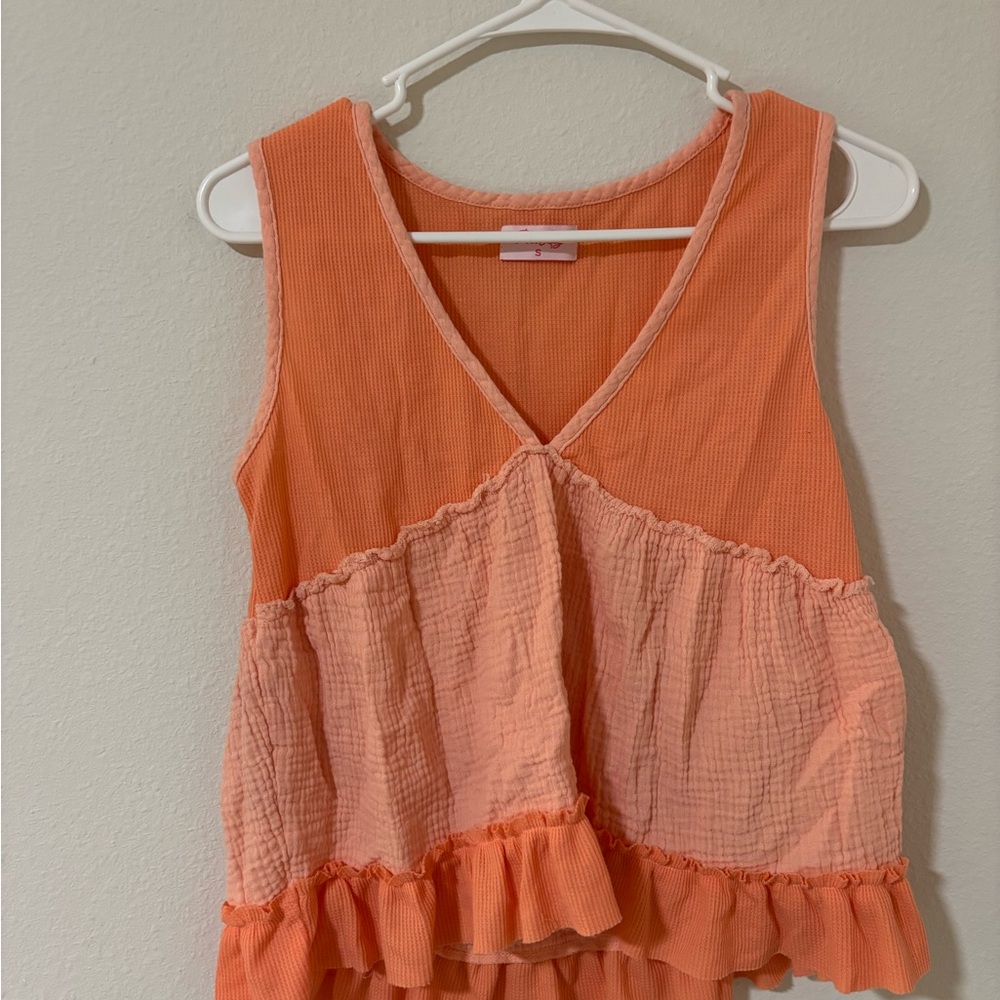 Pink Lily Women’s Small Coral Two-Tone V-Neck Sleeveless Blouse